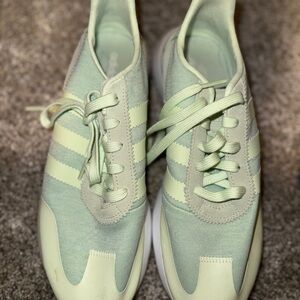Adidas Green Retro-Inspired Sneakers with Suede and Mesh